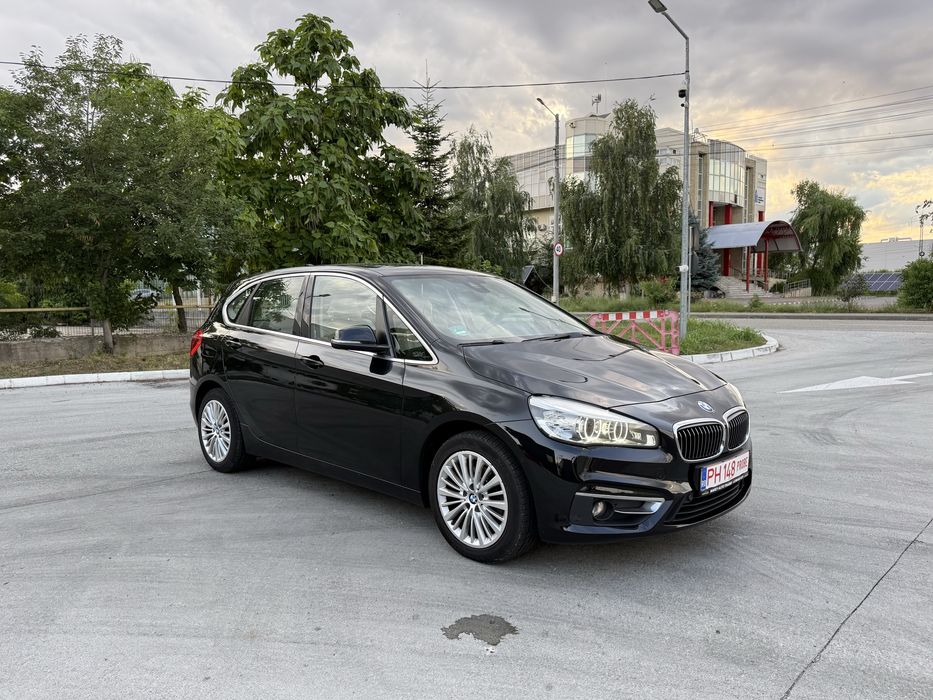 Bmw 220 d  190 cp X-Drive (4x4) Luxury Line, Fabr 2015 , Led Xenon Adaptiv , Panoramic , Incalzire ,Head-up , Camera  , Carte Service + Istoric Km  !!