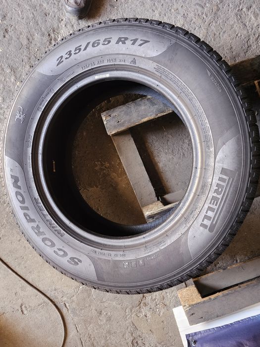 2 anvelope iarna 235 65 17 Pirelli 2023
