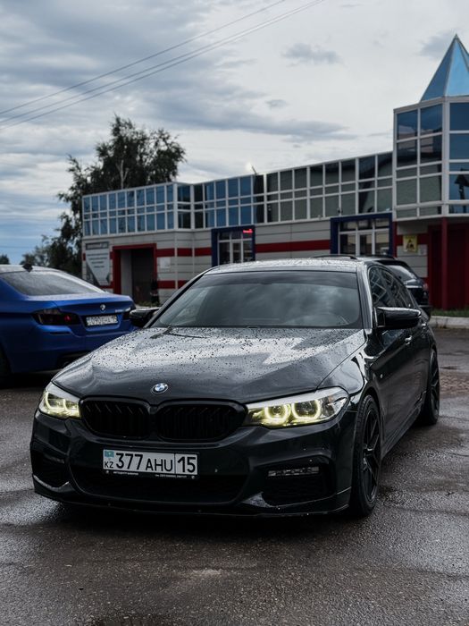 Фары BMW G30. Оригинал. С блоками! Идеал. Европа