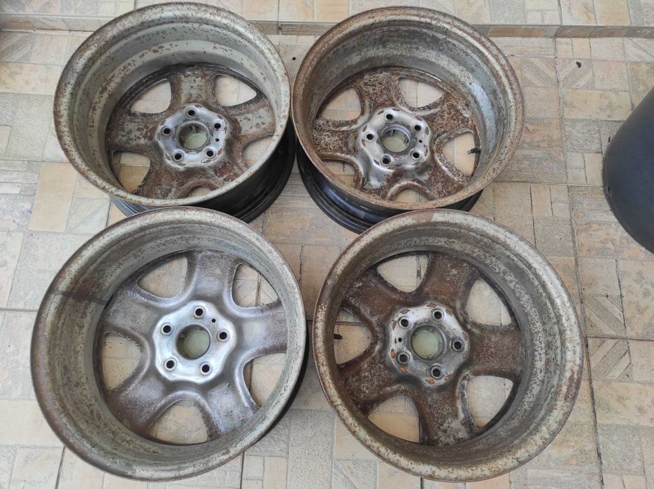 Железни джанти 16" 5х114.3 6,5j, ц.о 60.1мм за Тойота рав4