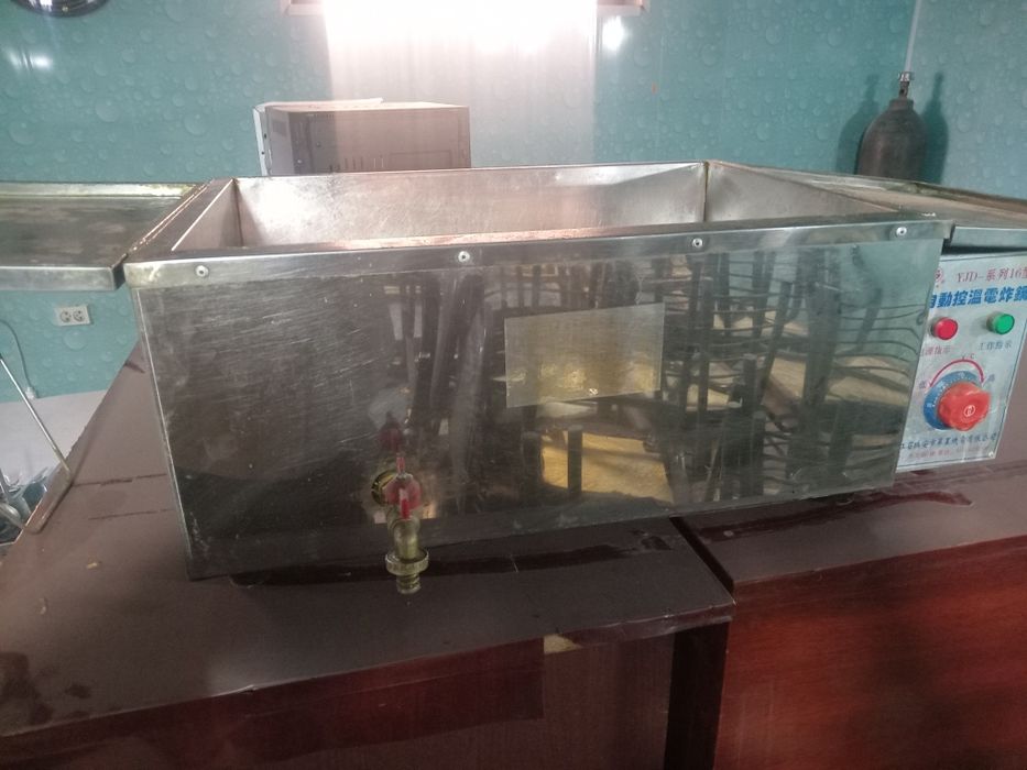 Продается электро жарка фритюр