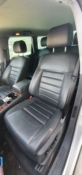 Caseta De Directie Vw Touareg Facelift 2.5 tdi R5 174 cp an 2008 BPE