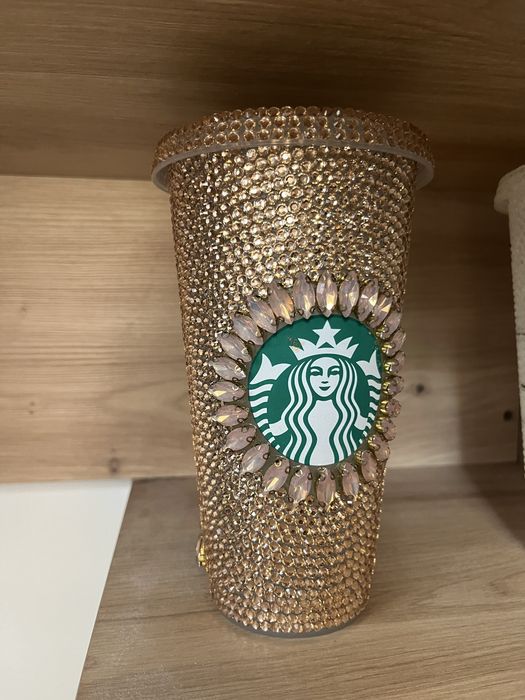 Starbucks чаши с ръчно залепени кристали