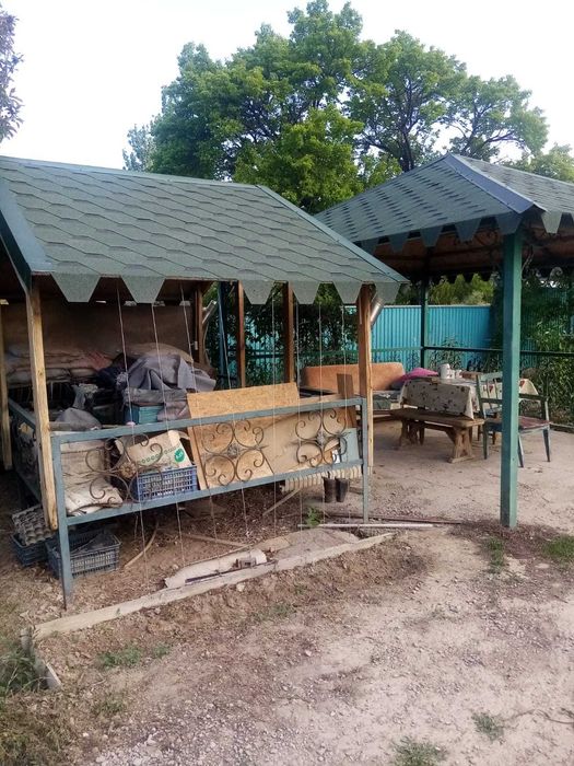 дача с хозяйством