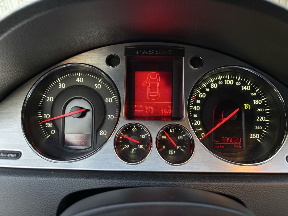 Volkswagen Passat B6 2.0 FSI 150 CP | Highline | Piele + Alcantara | Proprietar - Acte la zi