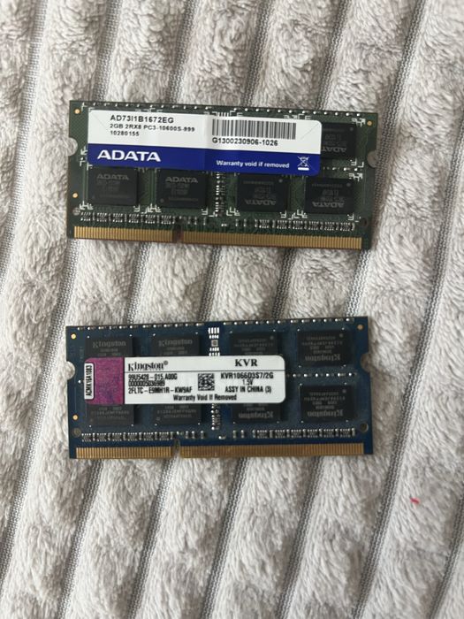 2 x 2GB DDR3 за лаптоп