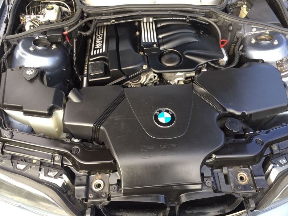 Piese auto  bmw e46 318i touring