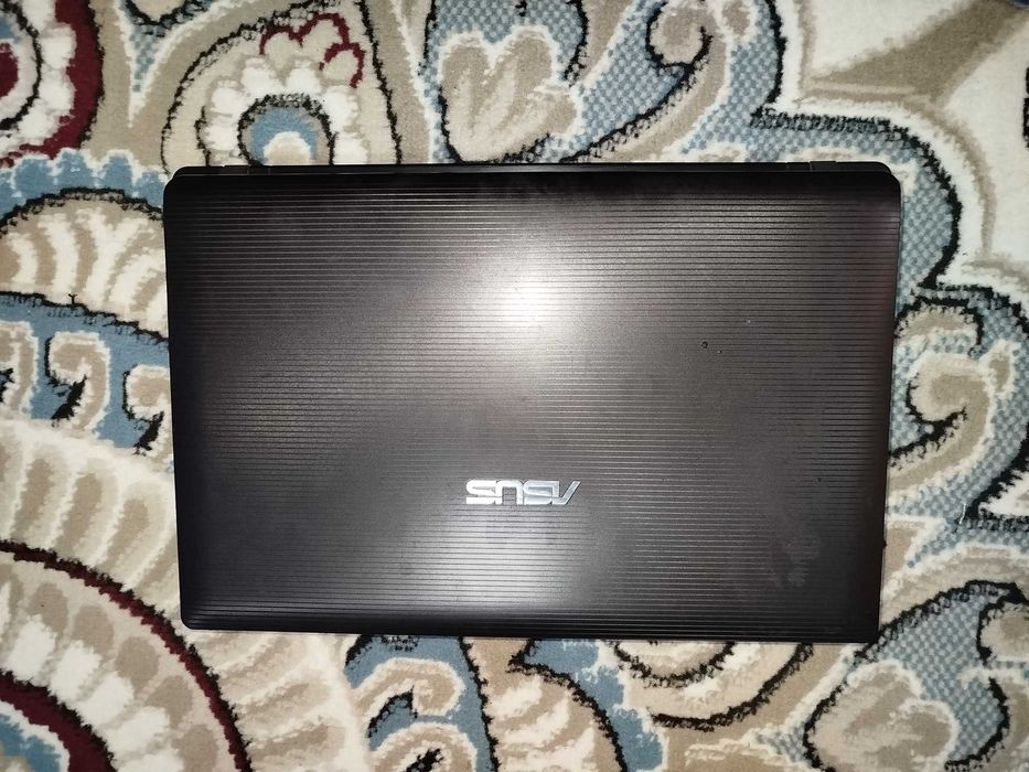 Asus noutbuk sotiladi ishlashi zoʻr narxi kelishiladi