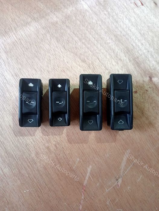 Кнопка люка электролюка БМВ Е46 Е34 Е39 Е38 BMW E46 E34 E39 E38