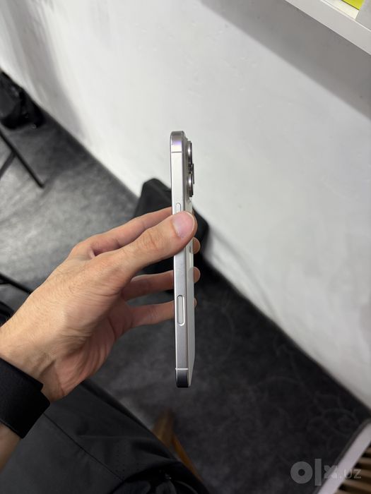 iPhone 16 Pro Max 256 GB 98%