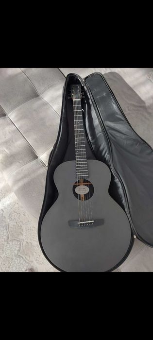 Срочно продам гитару