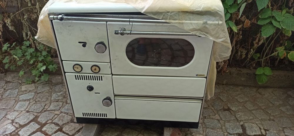Печка с водна риза