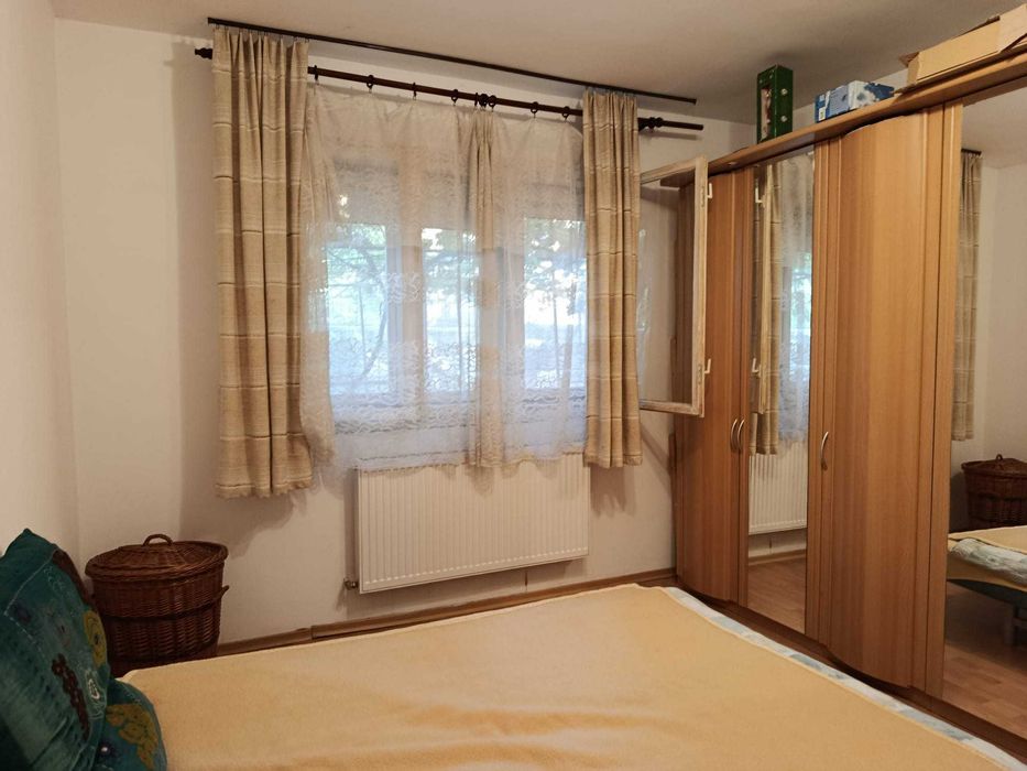 Apartament cu o cameră de vânzare la parter Zona Confectii