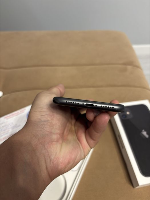 Iphone 11 128gb в идельном состоянии