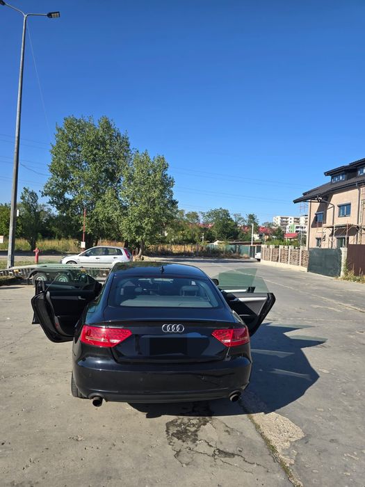 Vând Audi A5 2010 , preț 6000 negociabil!