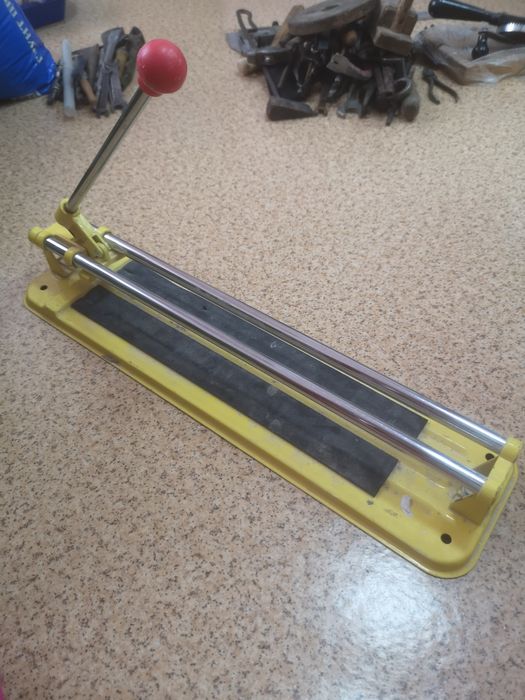 Продам плиткорез