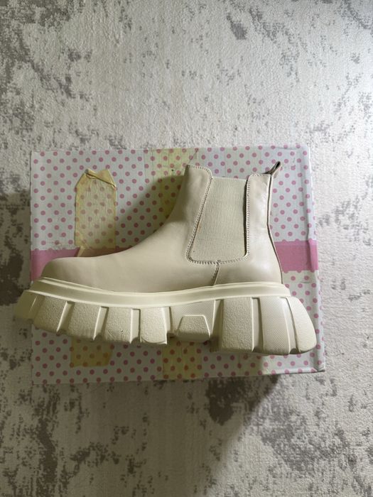 Демисезонные ботинки из Турции