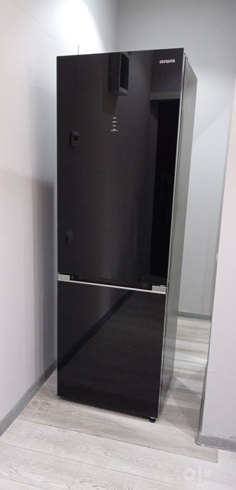 Холодильник Aiwa Black glass