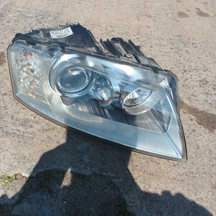 far dreapta audi a8 d3 2005-2010 bixenon adaptiv complet