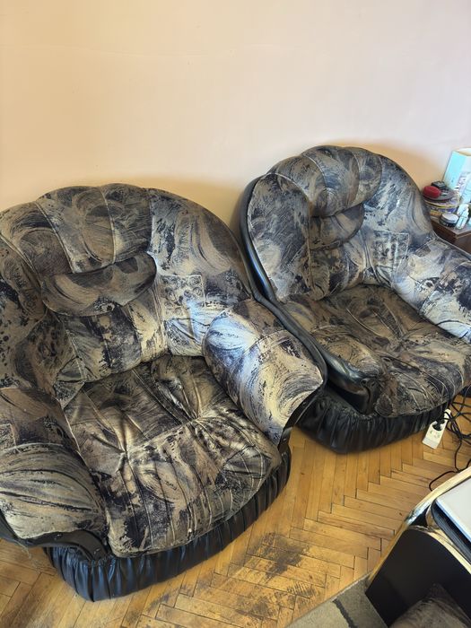 Холна гарнитура (диван+2 фотьола+2 табуретки)