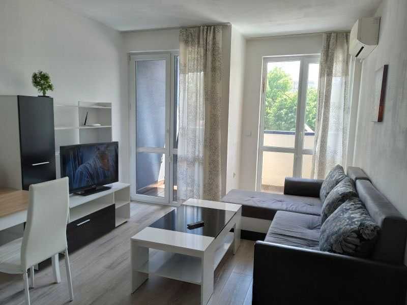 Двустаен ап. под наем в кв. Студентски град