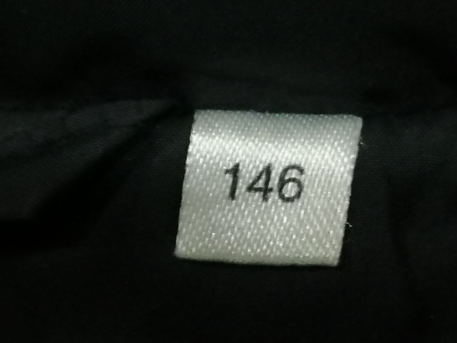 Продавам Якета за момиче