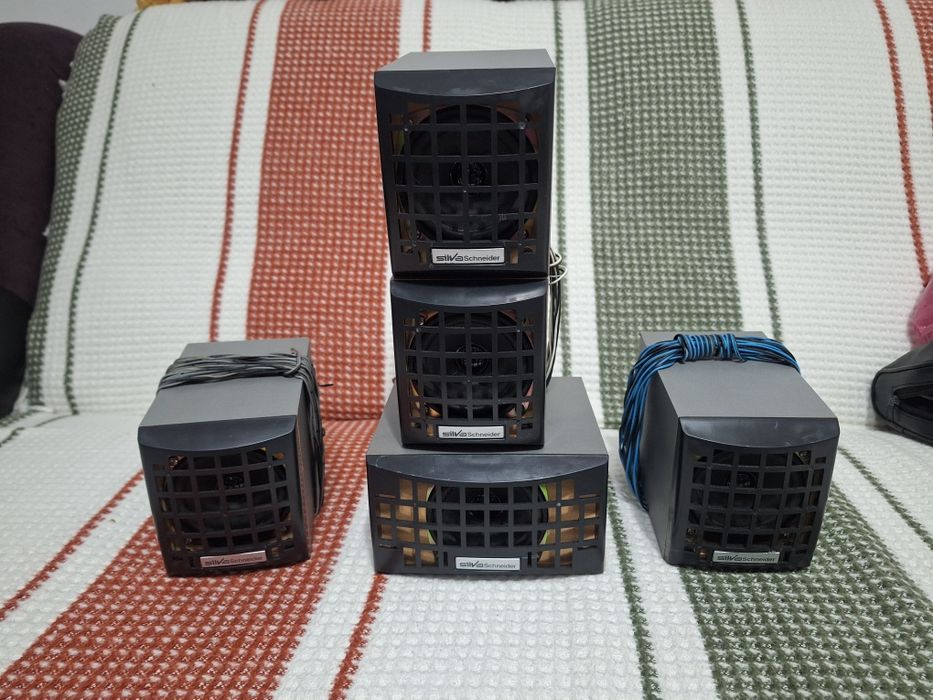 Boxe audio sateliți