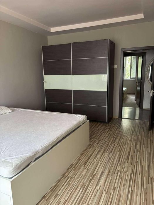 Дава се под наем Тристаен апартамент в Варна, Окръжна болница - 90 кв.м за 800 € - Снимка #4