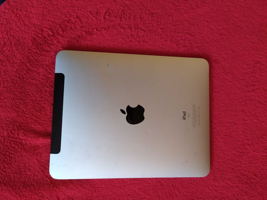 Tableta iPad Apple pt componente