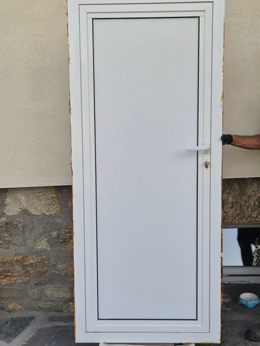 2 алуминиеви врати с каси