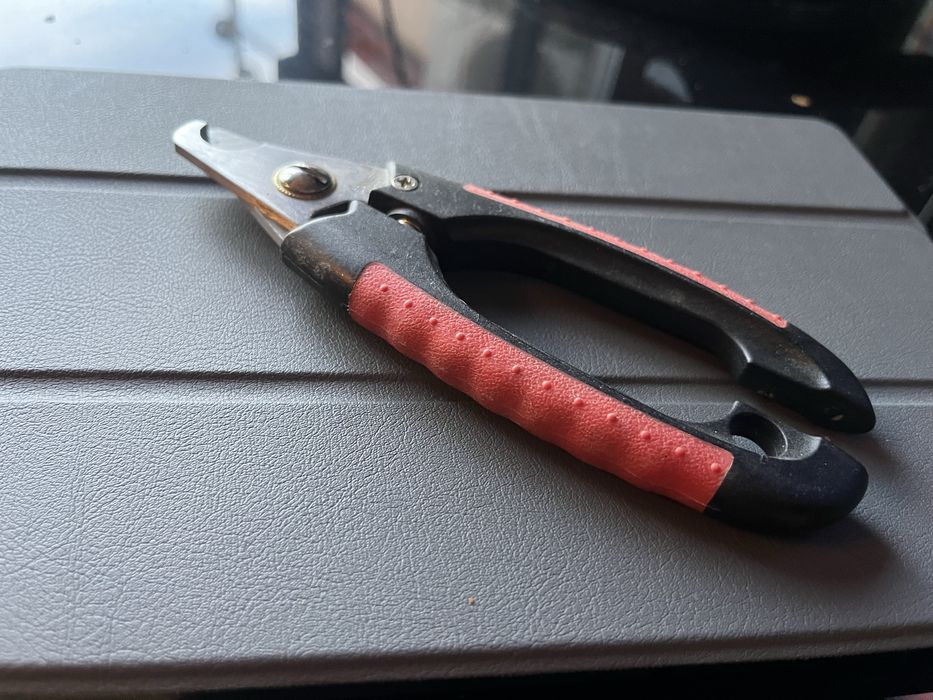 Клещи Ferplast за нокти за кучета със система за безопасност