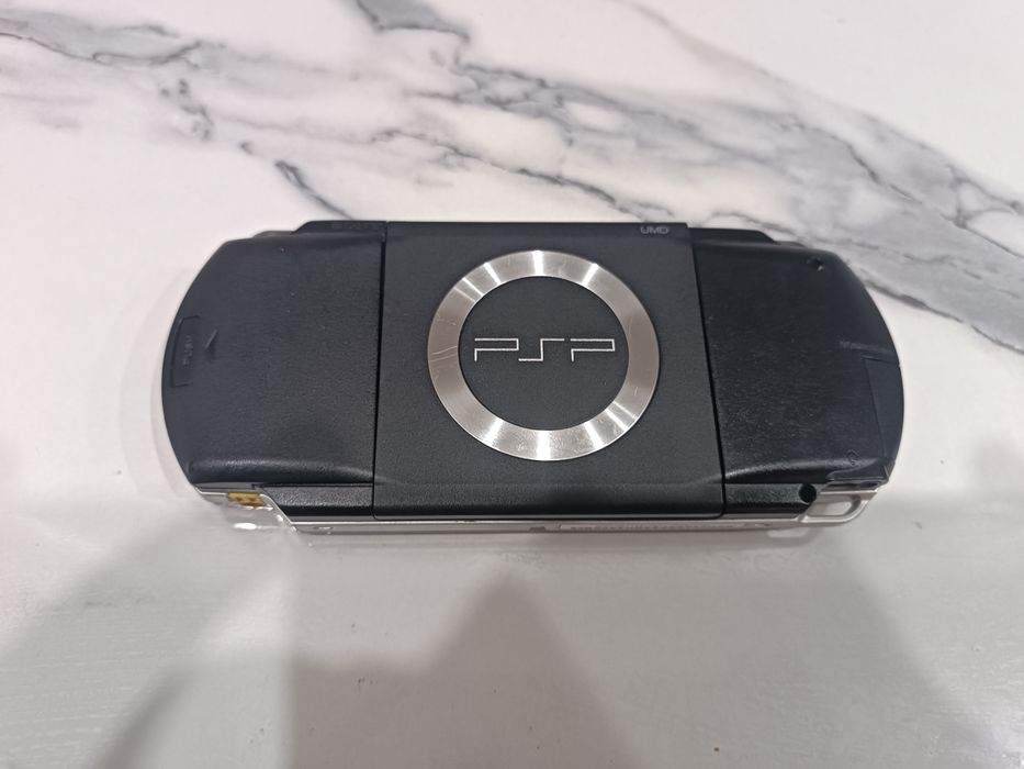 Продам PSP 1006 оригинал!