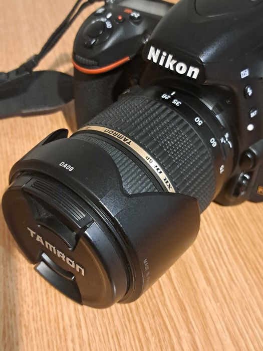 Nikon d750 + Obiectiv Tamron 28-75mm f/2.8 + 2 Baterii cu incarcator