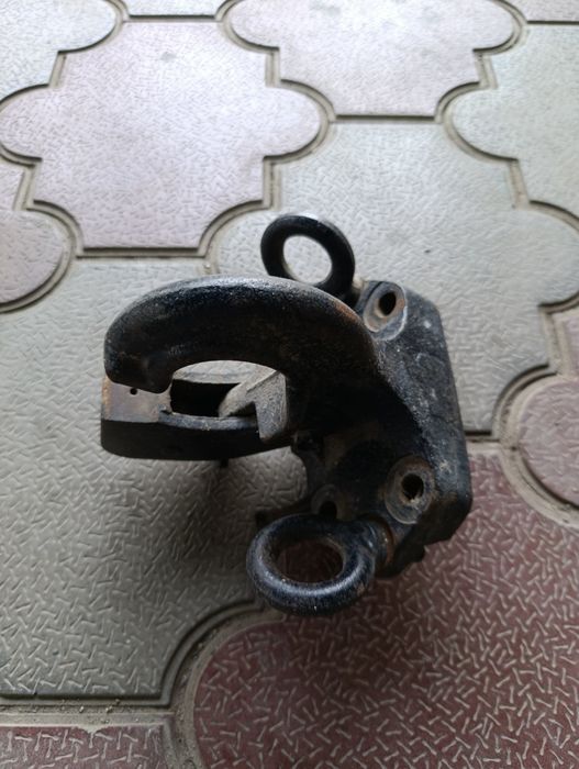 Продам крюк от фаркопа