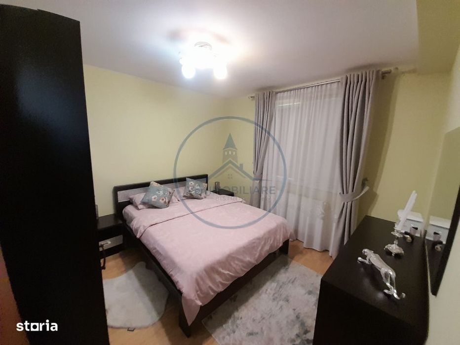 Apartament 3 camere DECOMANDAT, zona SENS