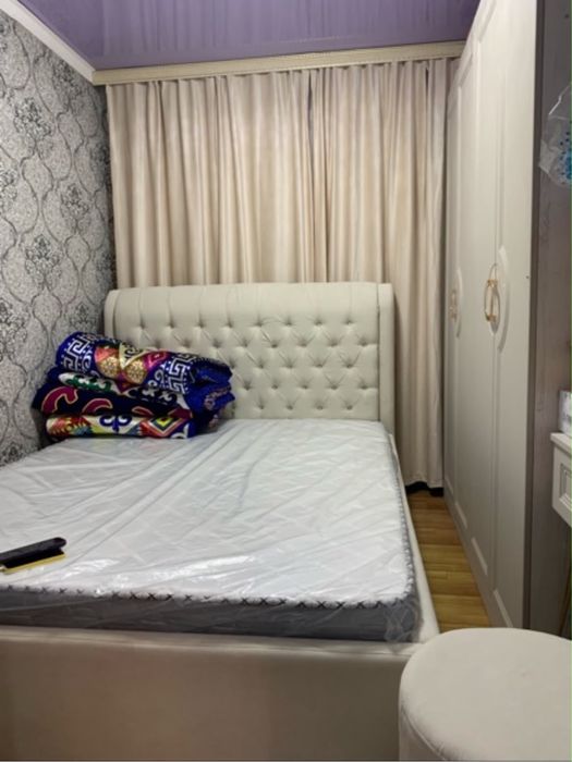Продам Кровать 160*200 с матрасом