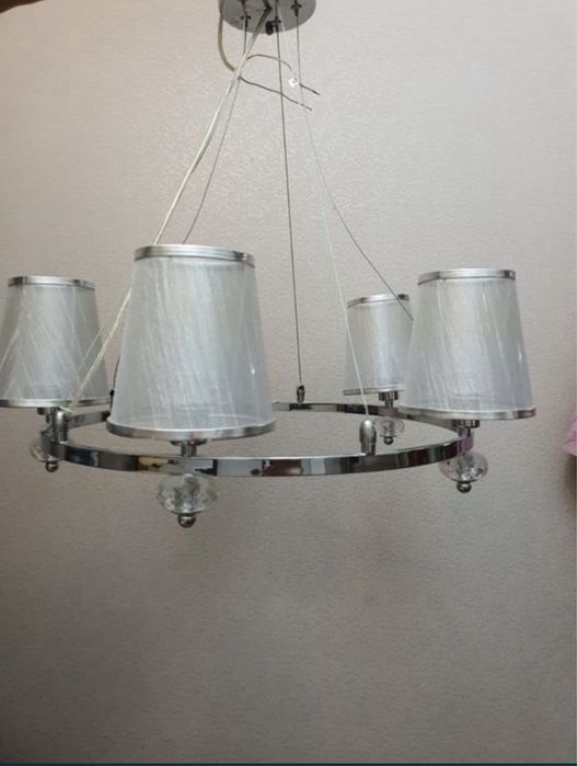 Продаются люстры, в отличном состоянии!!!