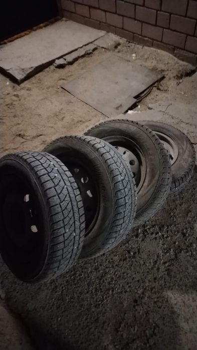 Продам автошины на дисках