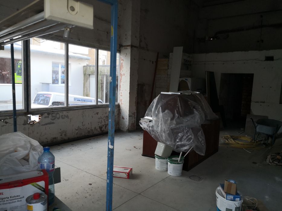 Помещение склад под наем комплекс Христо Ботев