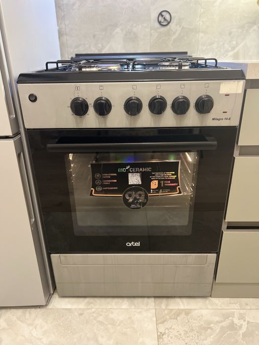 Плита с духовкой