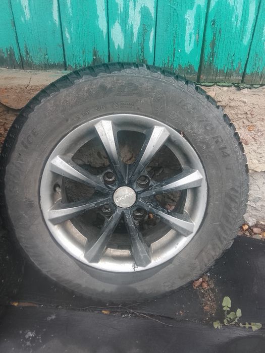 Продам резину на летье зима