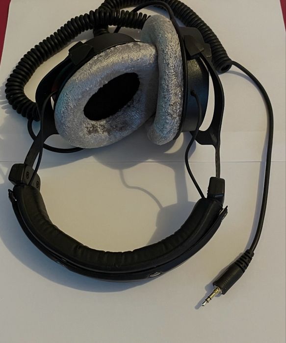 Căști Beyerdynamic DT-990 Pro 250 Ohm, în stare foarte bună