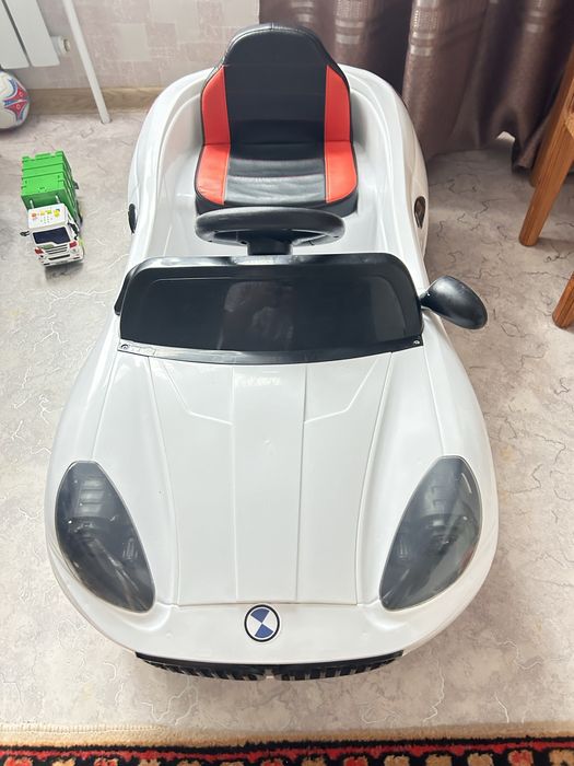 Продам электромобиль