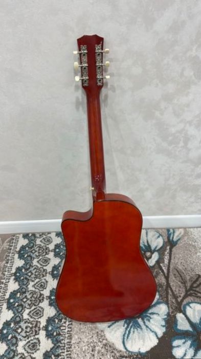 Гитара акустическая