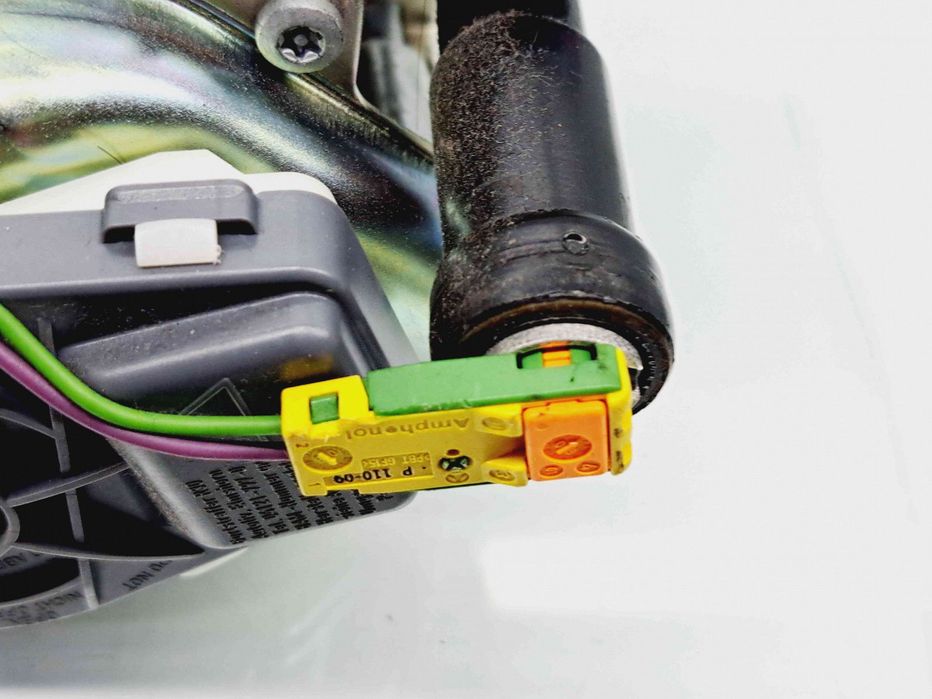 Centura dreapta fata Mercedes Clasa E (W212) AMG [Fabr 2009-2016] 610