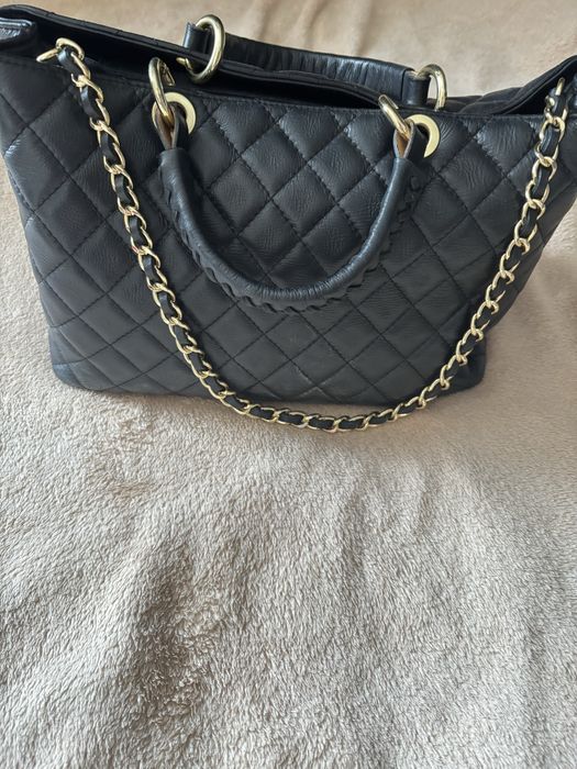 Geanta din piele naturala!