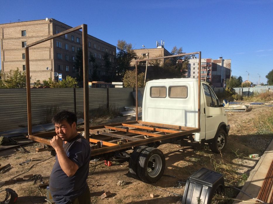 Продам Газель двиг 2.4