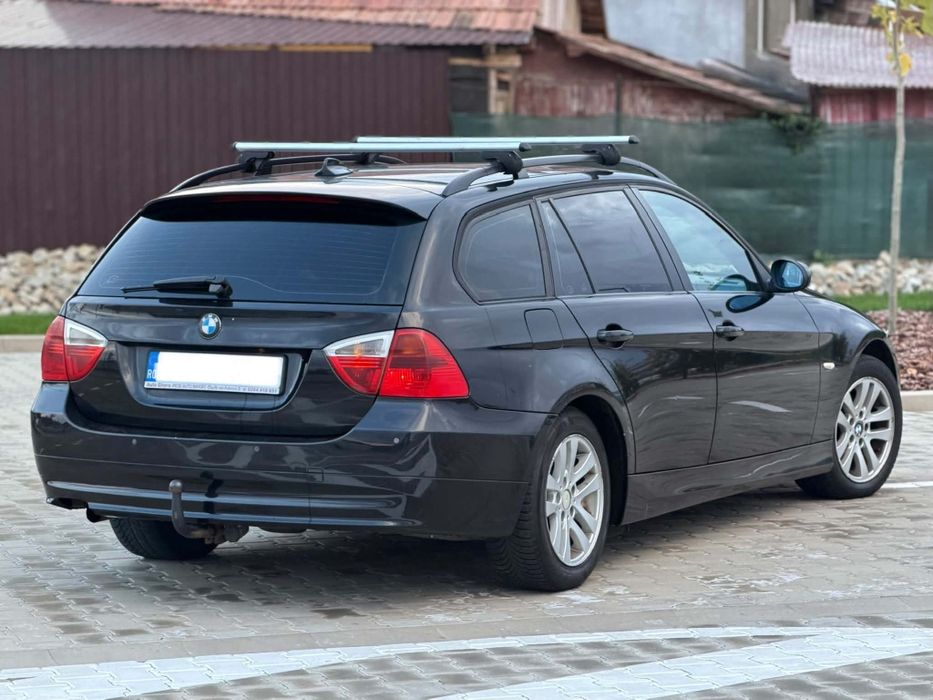 BMW Seria 3 320D - An 2008 Piele/Navigatie - Foarte întretinut