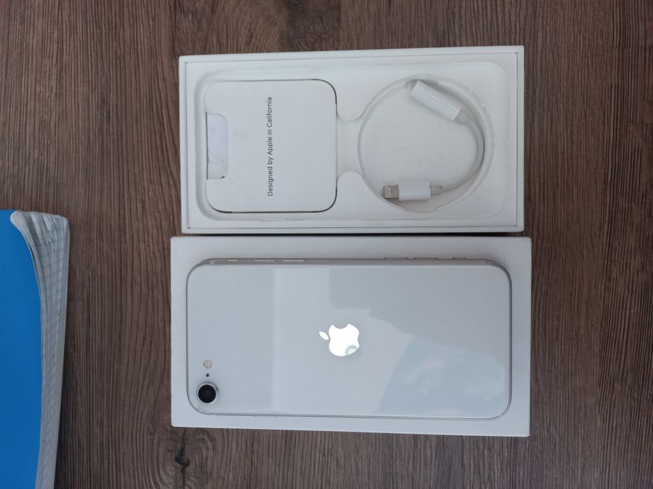 IPhone SE 2022 договорная