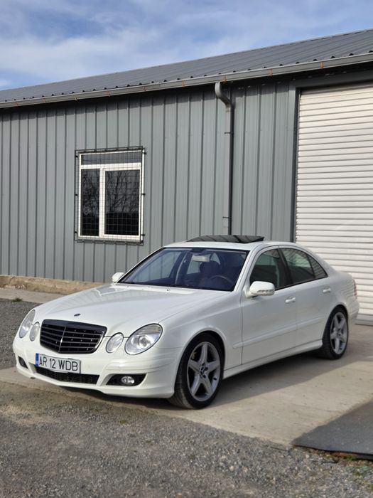 Mercedes e class  w211 3.0 v6 cdi
296261 km an 2008 WDB2110891B412915